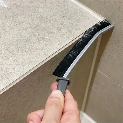 2 kuwarto at banyo na may hiwalay na pasukan .
